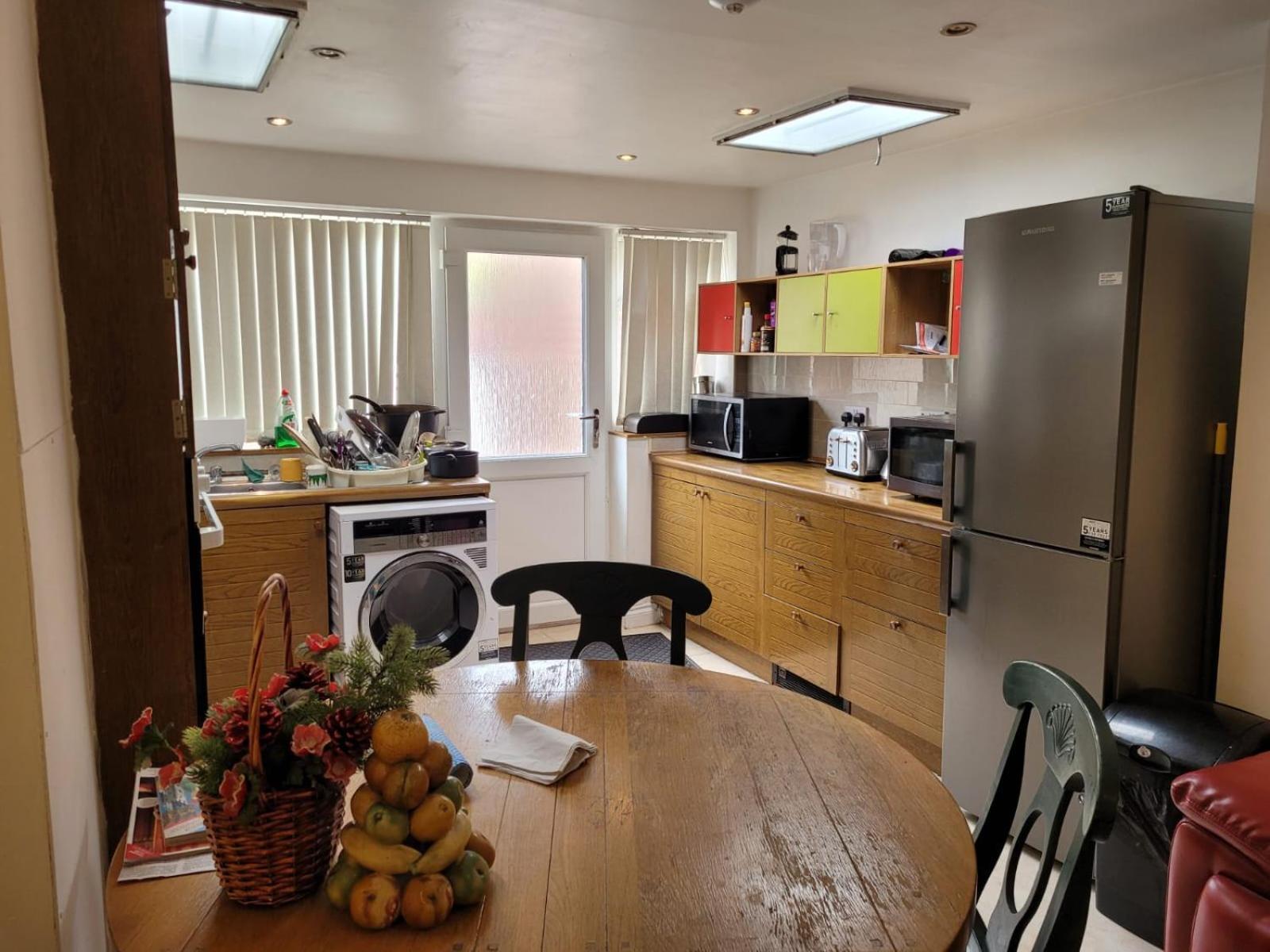 Nice Double Bedroom Near Qmc ノッティンガム エクステリア 写真